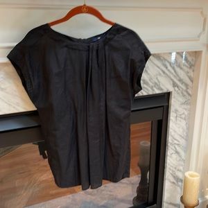 Gap Black Top